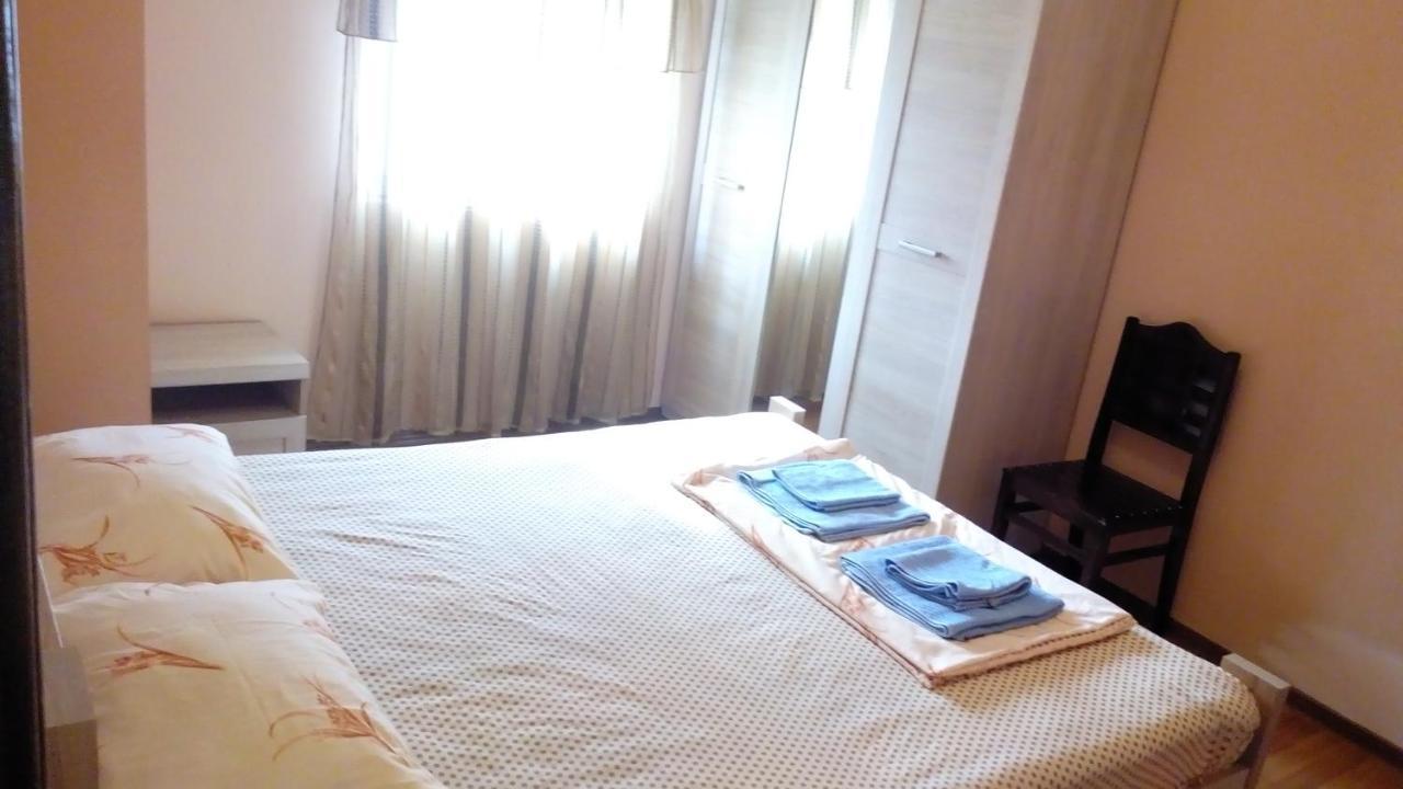 Guest House Rusalka コブレチ エクステリア 写真
